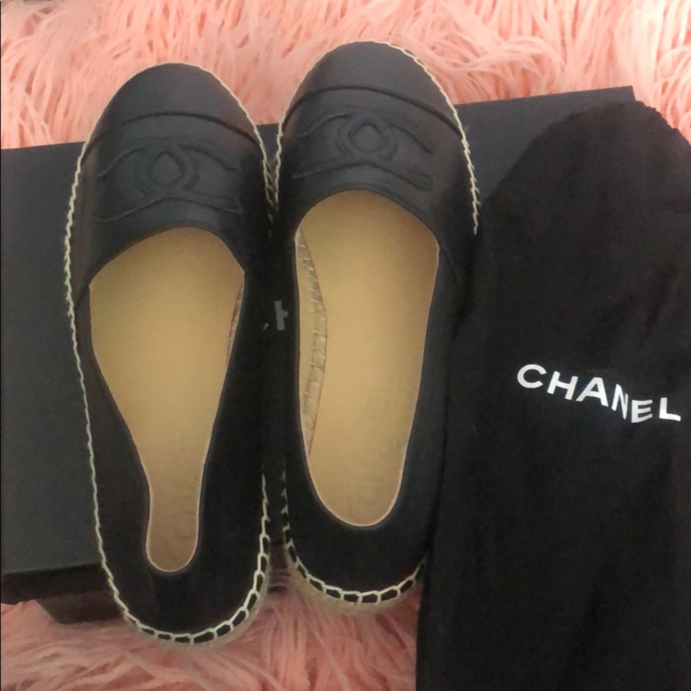 Size 40 Chanel espadrilles